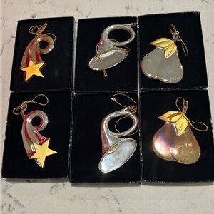 Elegant Silver and Gold Ornament Set